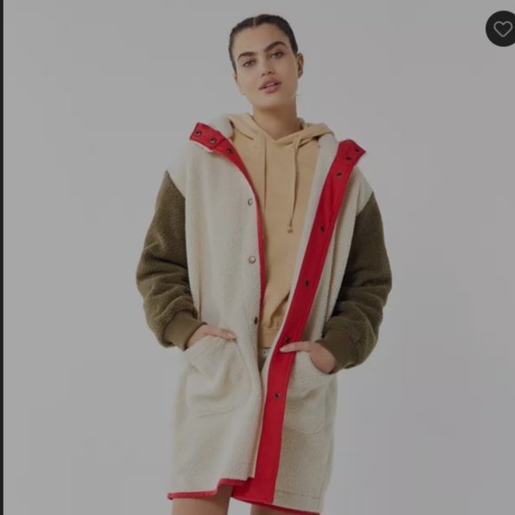 Urban Outfitters Jackets & Blazers - Urban outfitters carson fleece sherpa long jacket snap buttons small